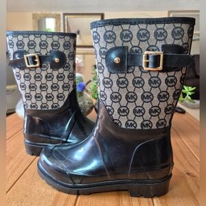 MICHAEL Michael Kors Logo Rainboots - Size 6
